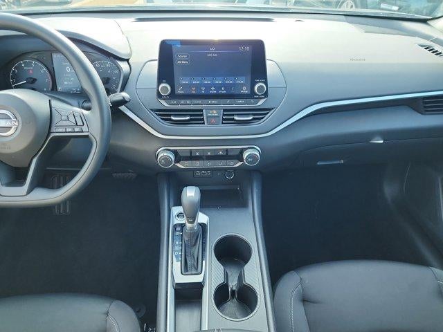 2025 Nissan Altima S FWD