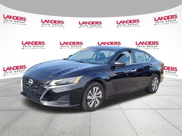 2025 Nissan Altima S FWD