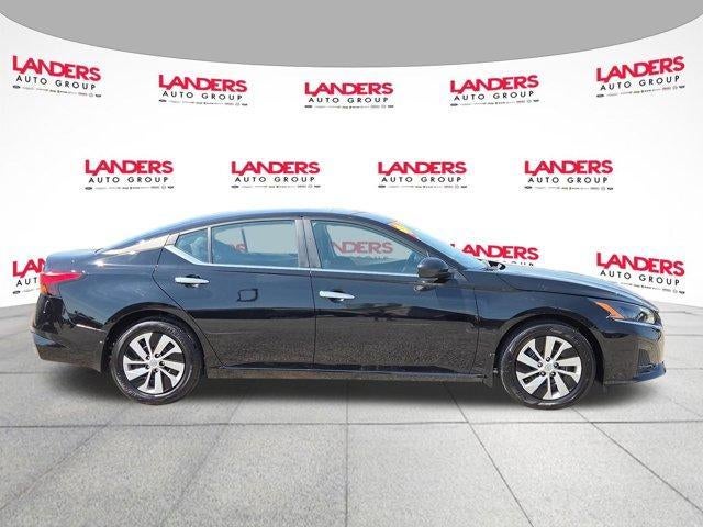 2025 Nissan Altima S FWD