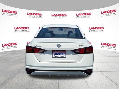 2022 Nissan Altima 2.5 S Sedan