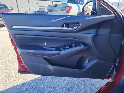 2024 Nissan Altima 2.5 SR Sedan