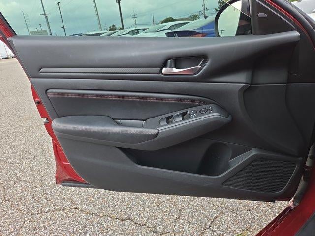 2022 Nissan Altima 2.5 SR Sedan