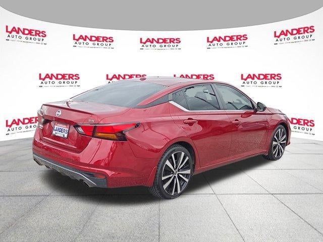 2022 Nissan Altima 2.5 SR Sedan