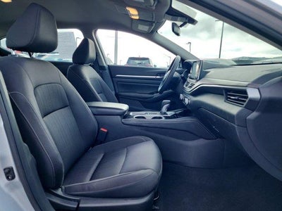 2023 Nissan Altima 2.5 SV Sedan