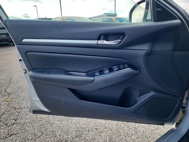 2023 Nissan Altima 2.5 SV Sedan