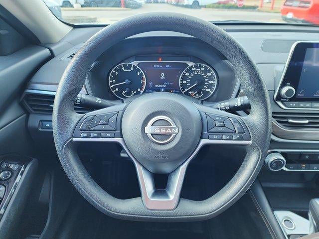 2023 Nissan Altima 2.5 SV Sedan