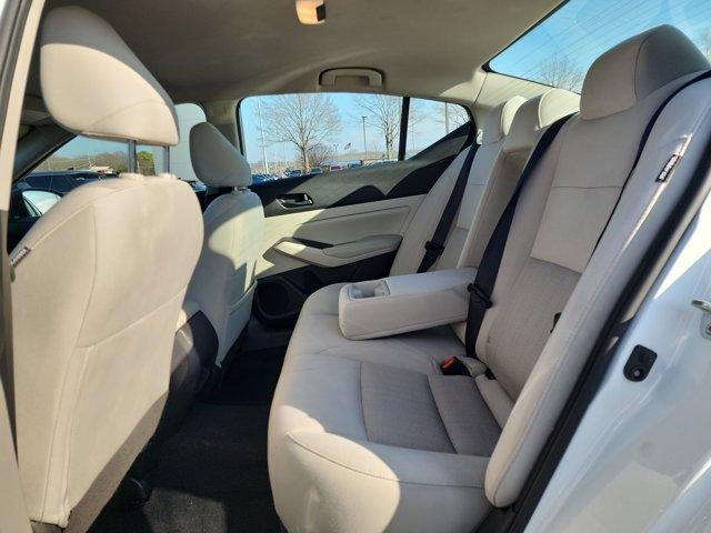 2024 Nissan Altima 2.5 SV Sedan