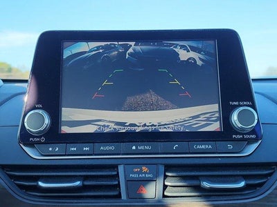 2024 Nissan Altima 2.5 SV Sedan