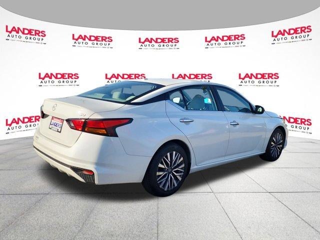 2024 Nissan Altima 2.5 SV Sedan