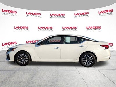 2024 Nissan Altima 2.5 SV Sedan