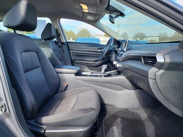 2024 Nissan Altima 2.5 SV Sedan