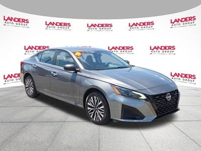2025 Nissan Altima SV AWD