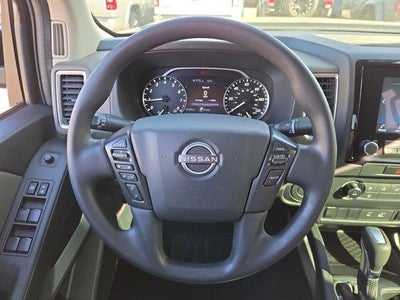 2022 Nissan Frontier Crew Cab 4x2 SV Auto