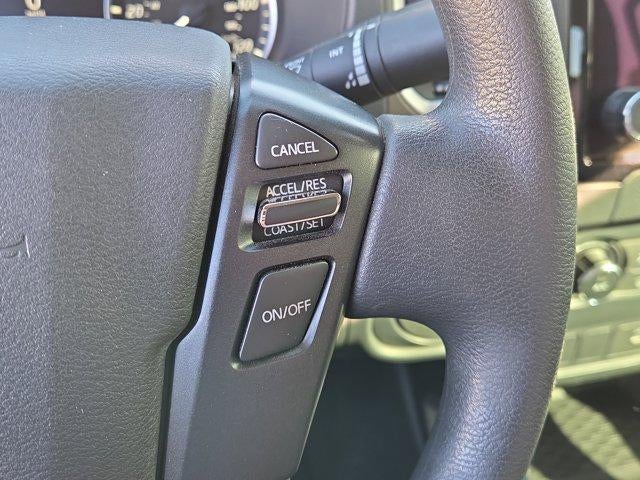 2022 Nissan Frontier Crew Cab 4x2 SV Auto