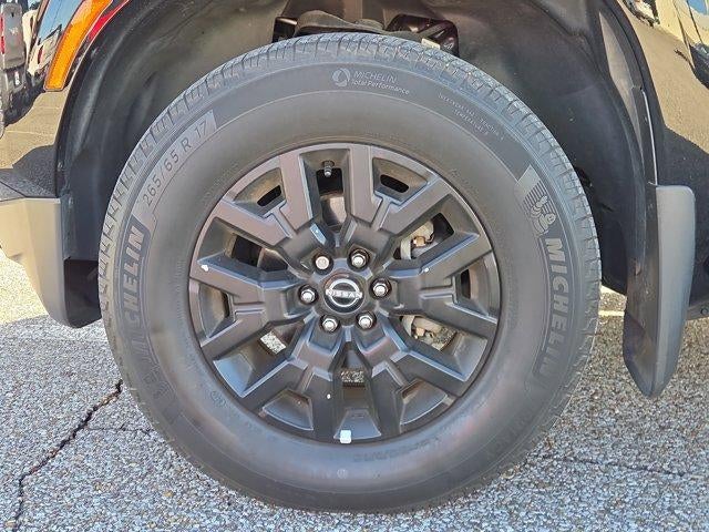 2022 Nissan Frontier Crew Cab 4x2 SV Auto