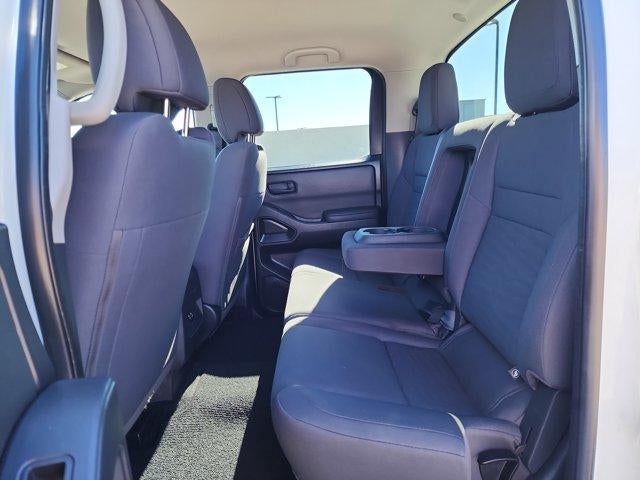 2022 Nissan Frontier Crew Cab 4x4 S Auto