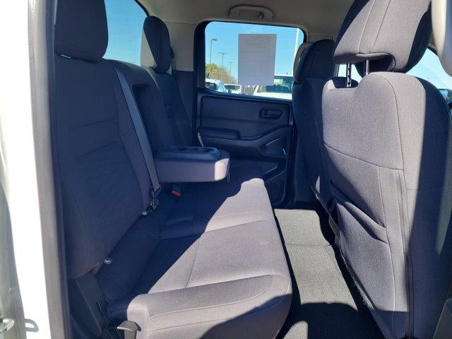 2022 Nissan Frontier Crew Cab 4x4 S Auto