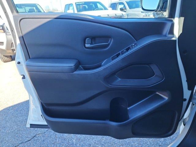 2022 Nissan Frontier Crew Cab 4x4 S Auto