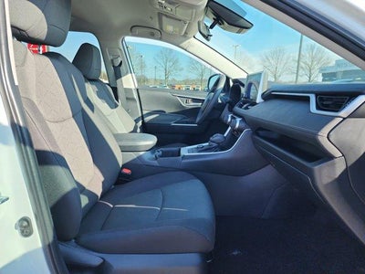 2023 Toyota RAV4 Hybrid XLE AWD (Natl)