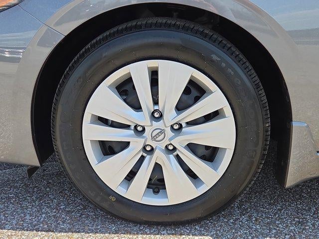 2025 Nissan Sentra S CVT