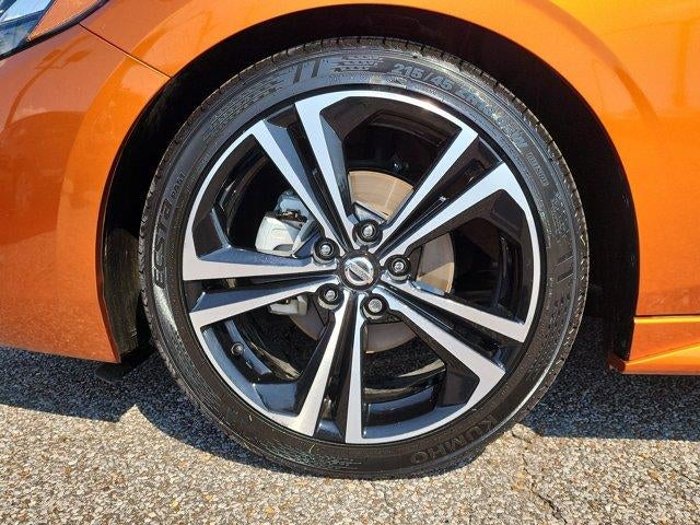 2023 Nissan Sentra SR CVT