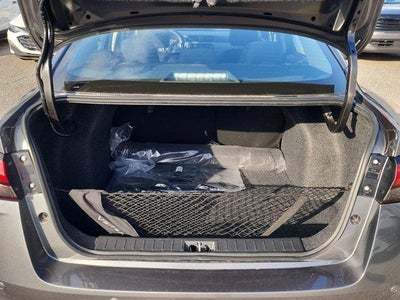 2025 Nissan Versa SV CVT