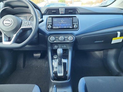 2025 Nissan Versa SV CVT
