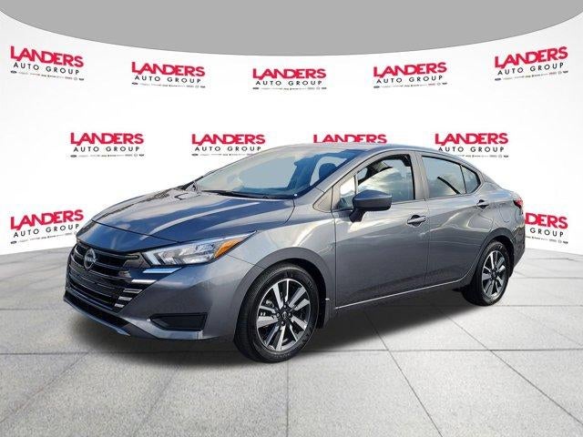 2025 Nissan Versa SV CVT