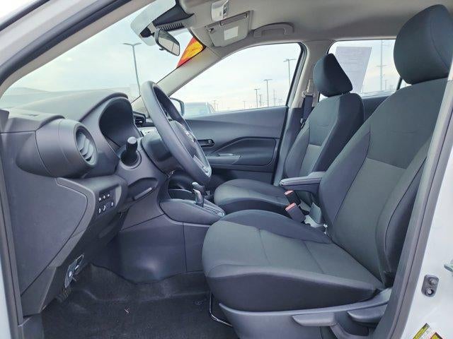 2025 Nissan Kicks Play S FWD