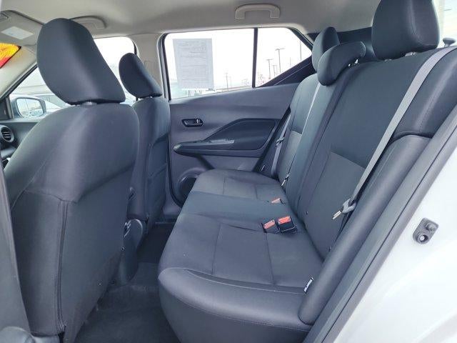 2025 Nissan Kicks Play S FWD