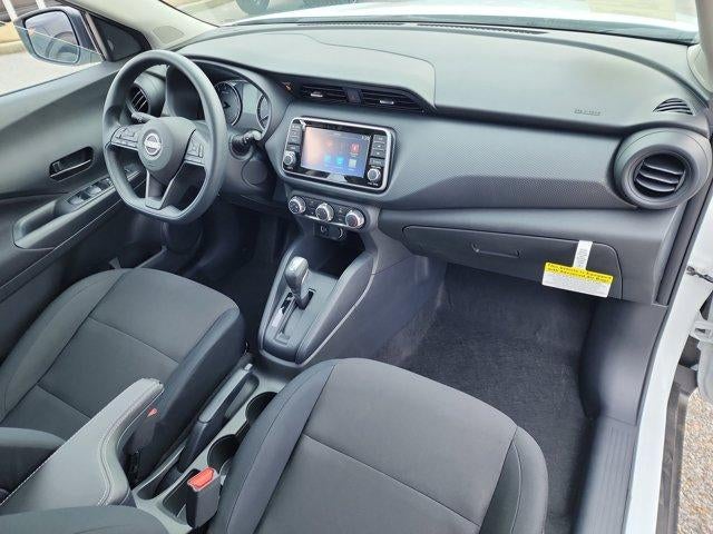 2025 Nissan Kicks Play S FWD