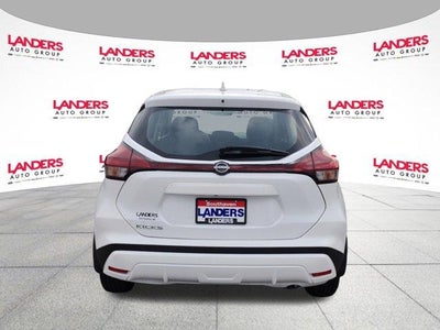 2025 Nissan Kicks Play S FWD