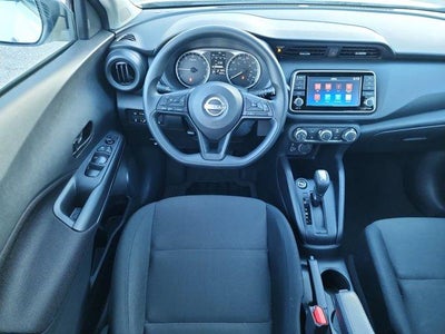 2025 Nissan Kicks Play S FWD