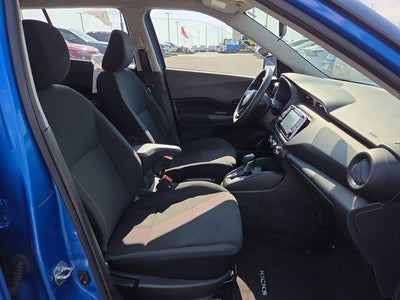 2025 Nissan Kicks Play S FWD