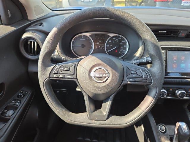 2025 Nissan Kicks Play S FWD