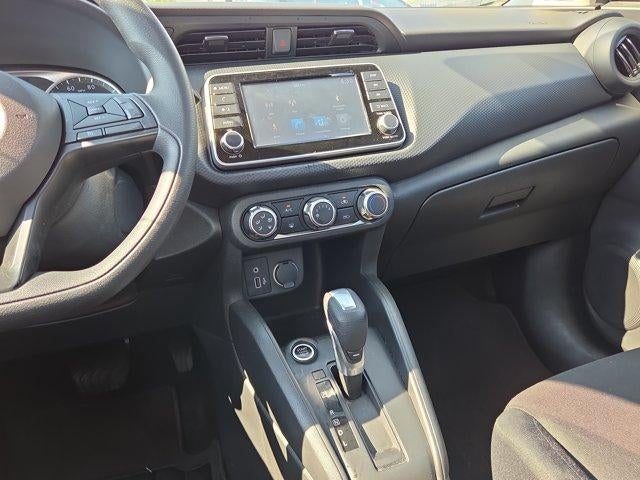 2025 Nissan Kicks Play S FWD
