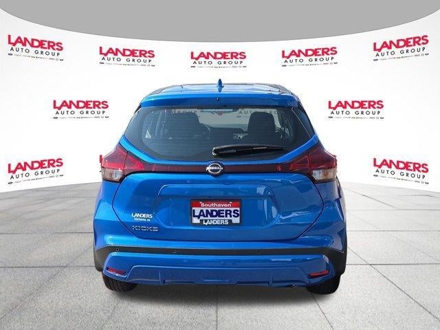 2025 Nissan Kicks Play S FWD