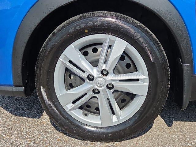 2025 Nissan Kicks Play S FWD