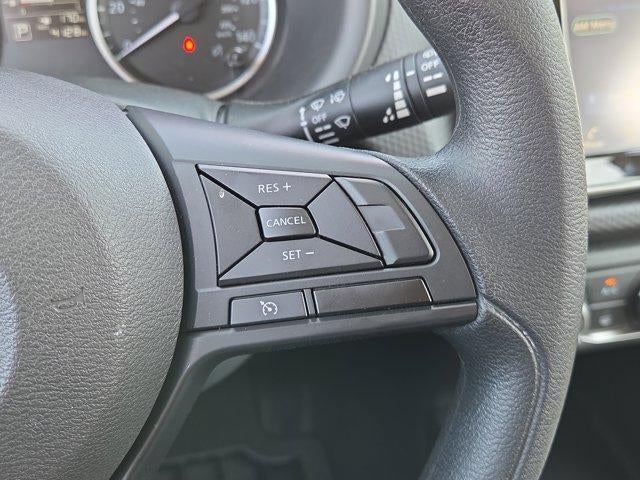 2025 Nissan Kicks Play S FWD