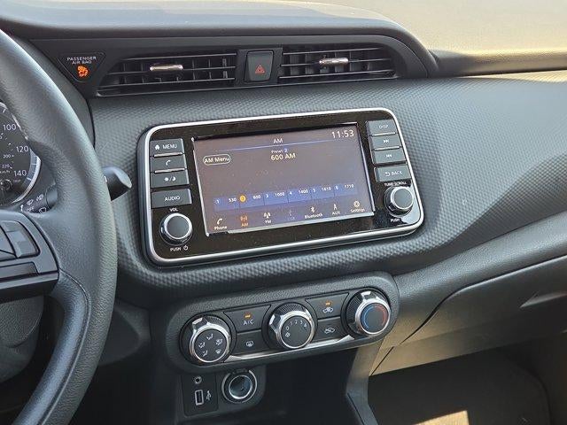 2025 Nissan Kicks Play S FWD