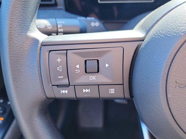 2025 Nissan Kicks SV FWD