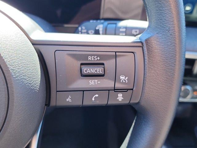 2025 Nissan Kicks SV FWD