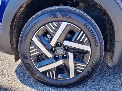 2025 Nissan Kicks SV FWD