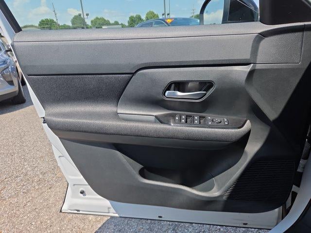 2026 Nissan Kicks SV FWD