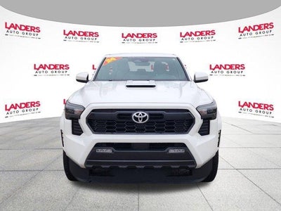 2024 Toyota Tacoma 2WD 2WD SR5 Double Cab 5' Bed AT (SE)