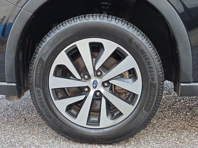 2022 Subaru Outback Premium CVT
