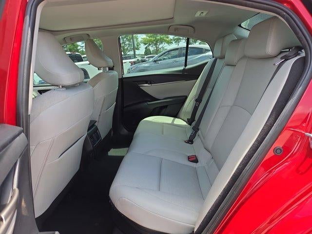 2025 Toyota Camry XLE (SE)