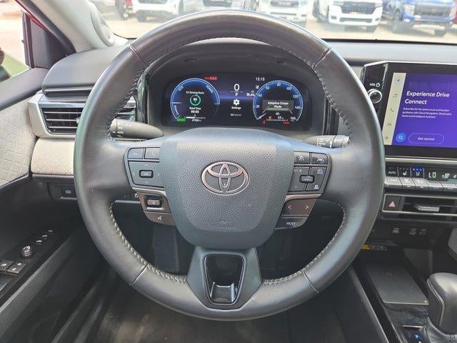 2025 Toyota Camry XLE (SE)
