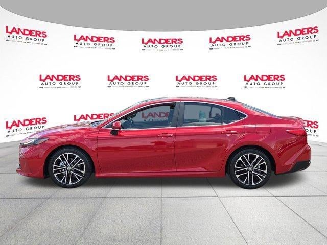 2025 Toyota Camry XLE (SE)