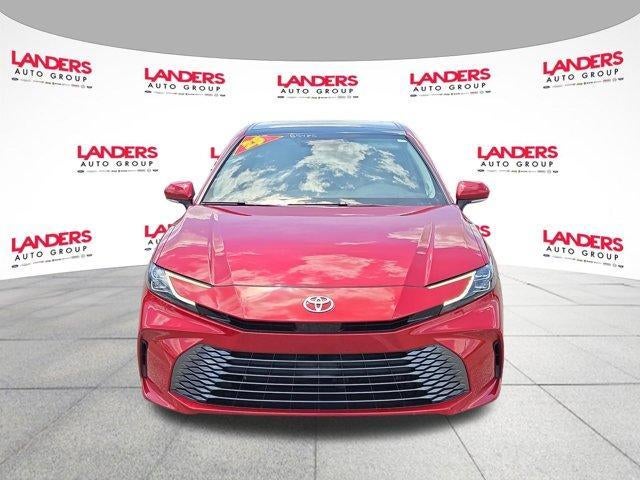 2025 Toyota Camry XLE (SE)